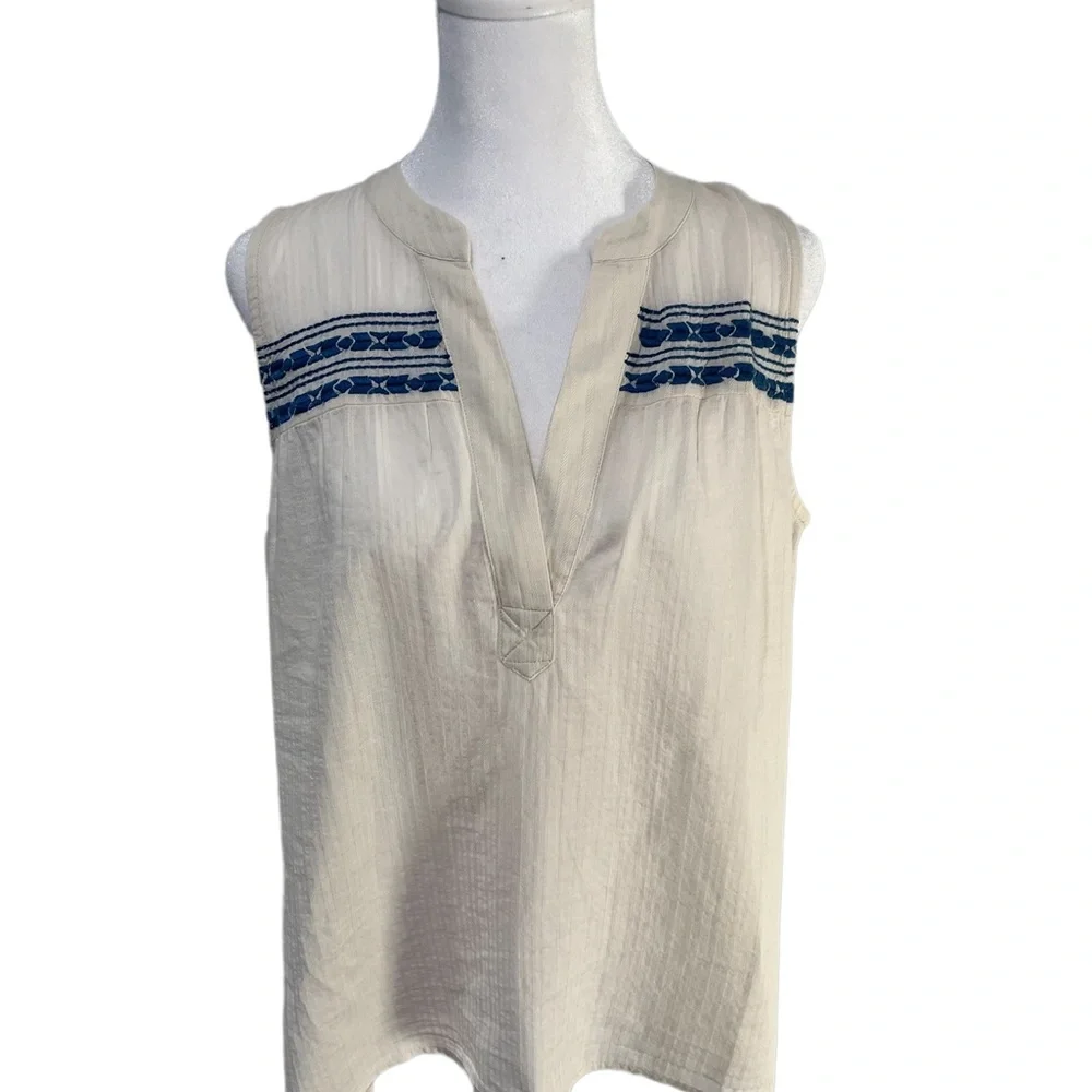 Banana Republic Embroidered Top - Picture 4 of 7